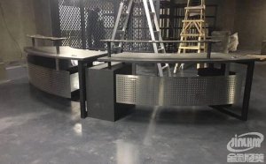 捷克街头金钱买卖视频